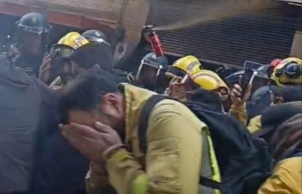 [Sindical] Contra la represión de la movilización obrera y la huelga de los/as bomberos/as forestales de Madrid