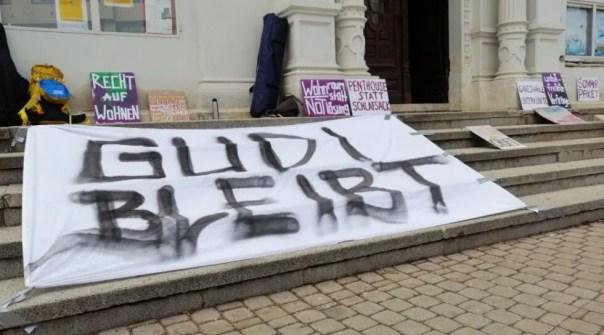 Ausstellung: 5 Jahre Gudi Bleibt!