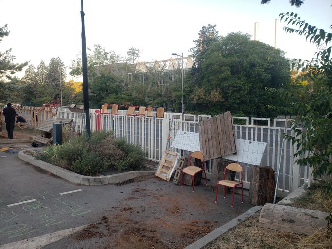 France: “We don’t want a fasho here!”