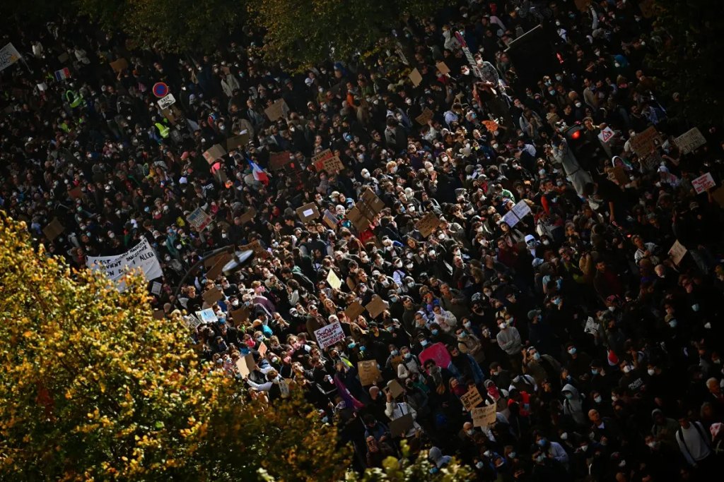 John Berger: “Demonstrations are protests of innocence”
